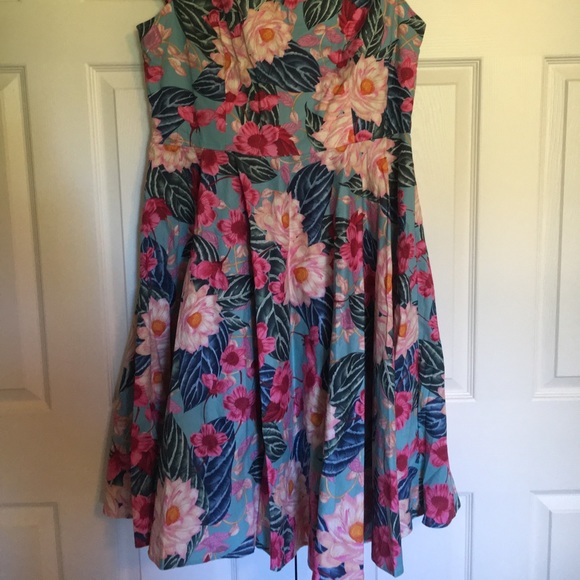 ModCloth (HellBunny) Floral Dress - Picture 2 of 5